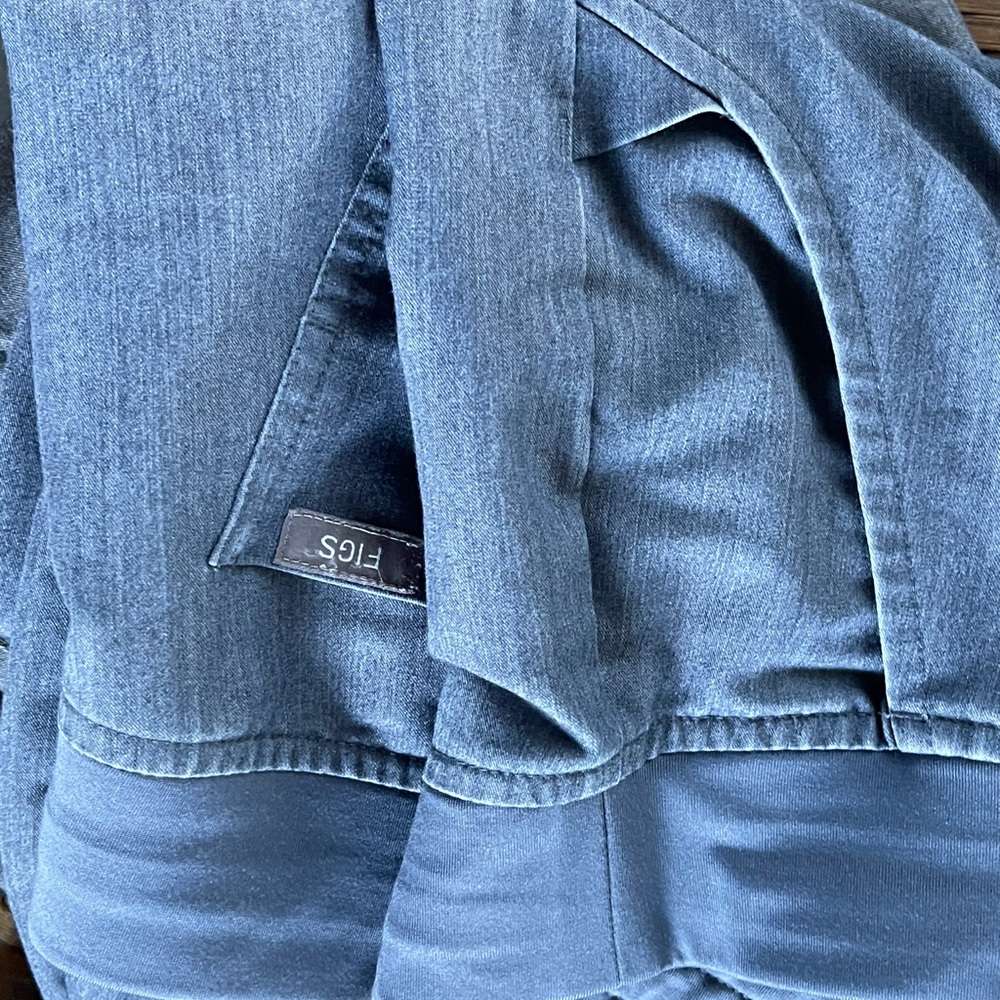 FIGS scrubs jogger cargo pants technical collection, S, TWO pairs !